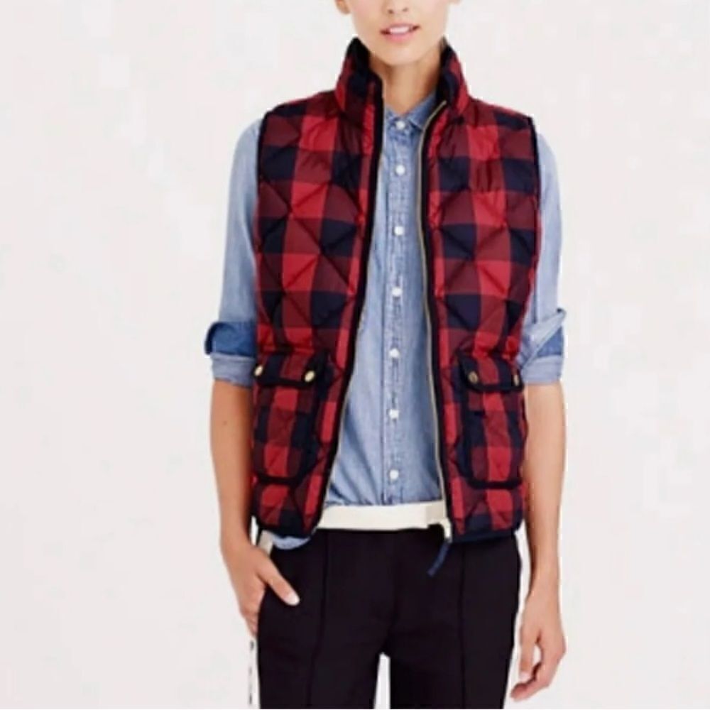 J. Crew Excursion Buffalo Check Plaid Quilted Down Puff Vest Red Navy Blue Sz S